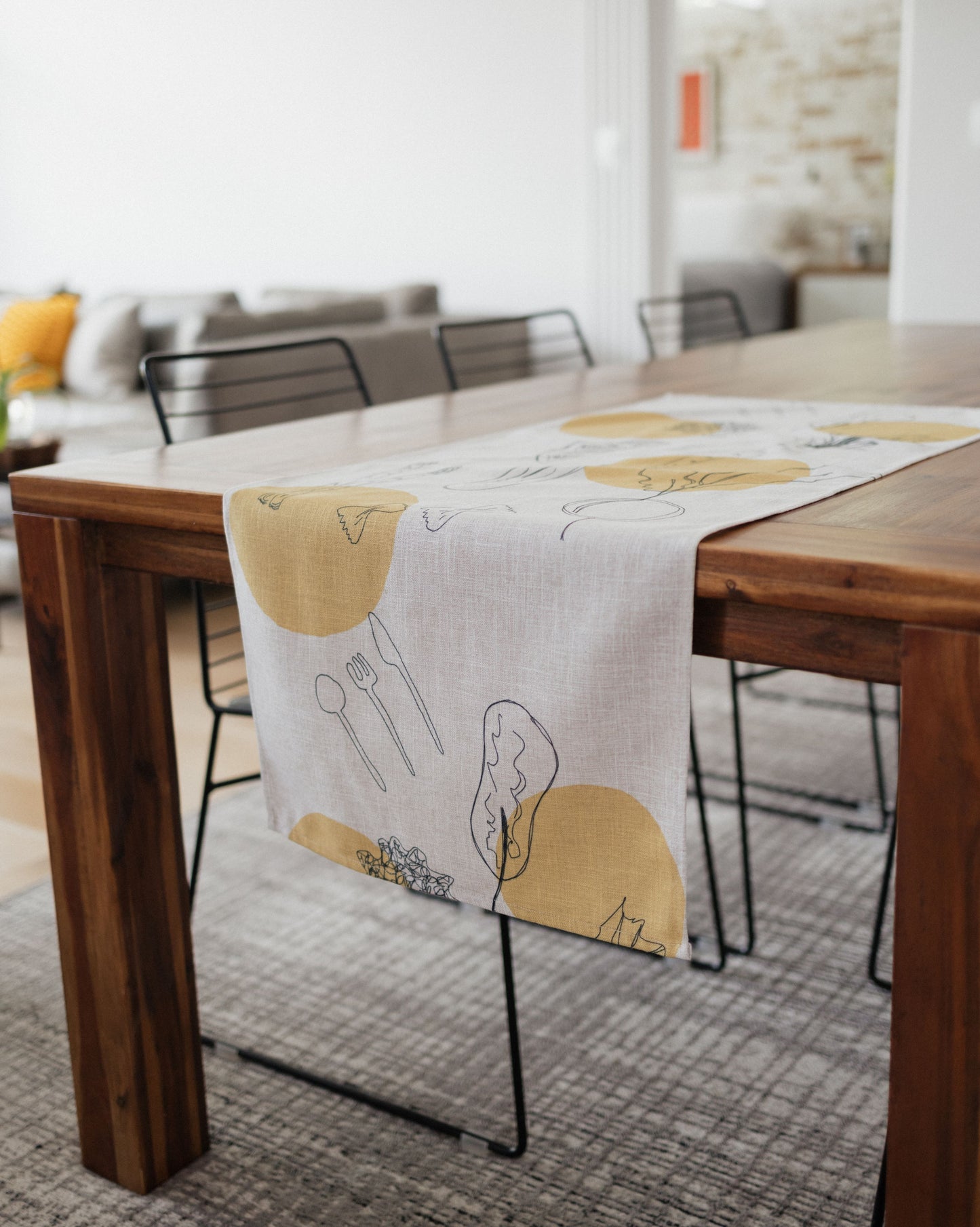 Olten Table Runner