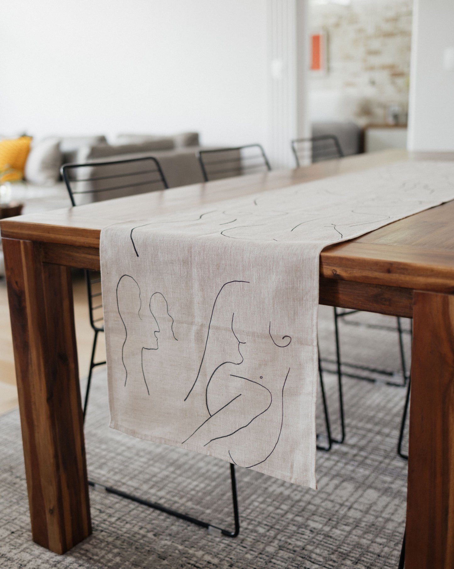 Sofia Table Runner