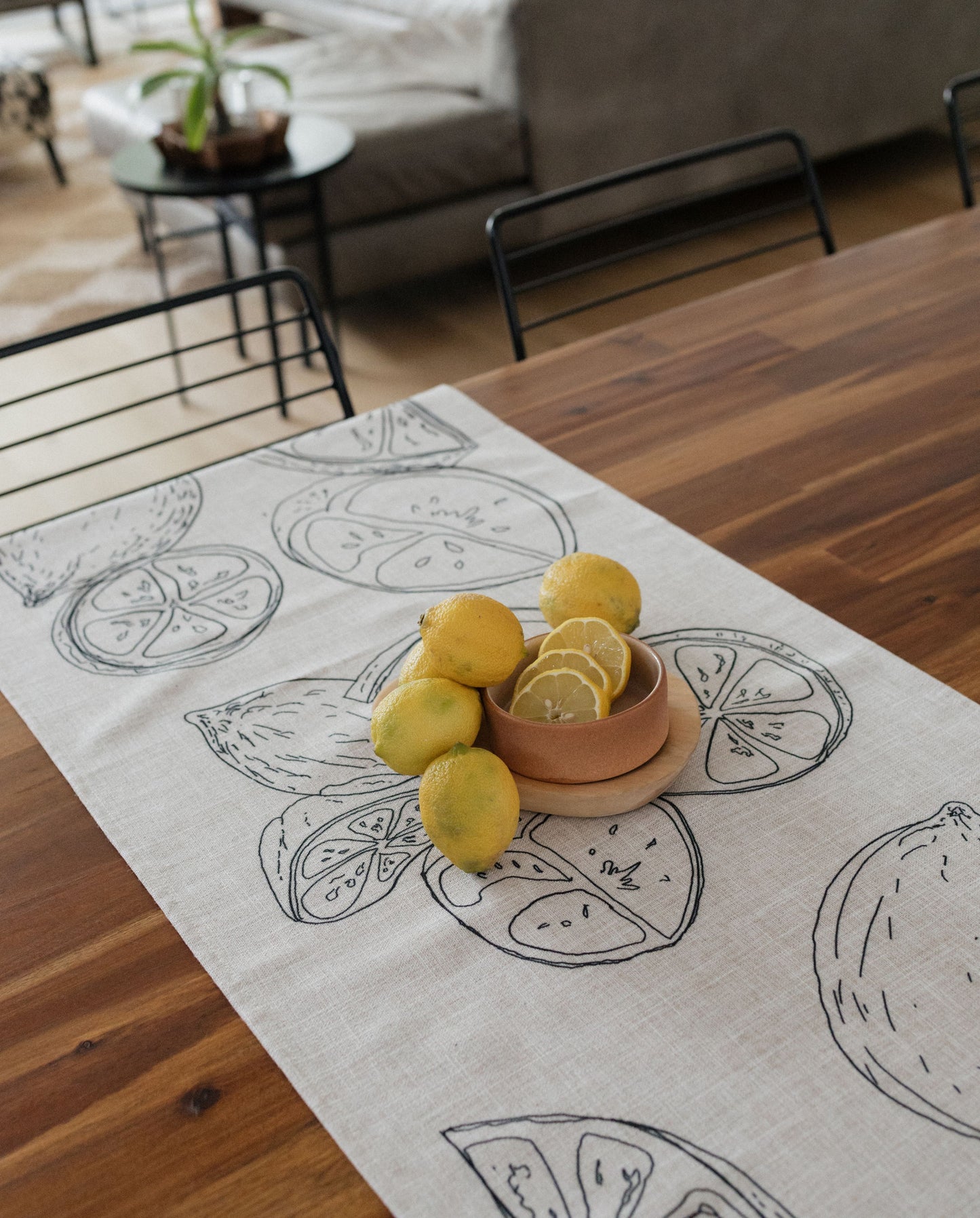 Zesty Gatherings Table Runner